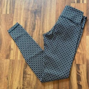 Geometric Patterned Leggings Lululemon sz sml